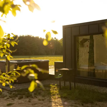 Villa Uroczy Maly Z Jacuzzi *